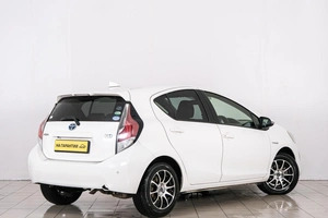 Хетчбэк Toyota Aqua 2016 года, 899000 рублей, Красноярск