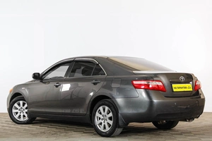 Седан Toyota Camry 2006 года, 1099000 рублей, Тюмень