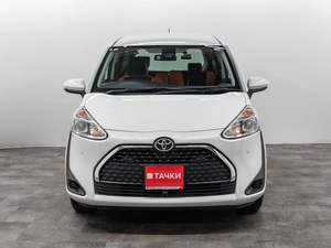 Минивэн Toyota Sienta 2021 года, 1640000 рублей, Красноярск