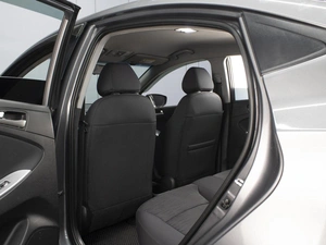 Седан Hyundai Solaris 2015 года, 770000 рублей, Омск