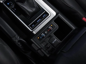 Внедорожник Toyota Land Cruiser Prado 2022 года, 6399088 рублей, Москва