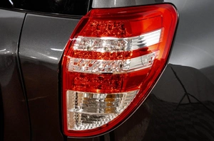 Внедорожник Toyota RAV4 2012 года, 1549000 рублей, Барнаул