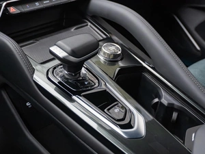 Внедорожник Geely Monjaro 2024 года, 3899000 рублей, Санкт-Петербург