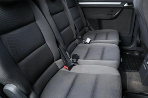 Минивэн Volkswagen Touran 2010 года, 839000 рублей, Челябинск