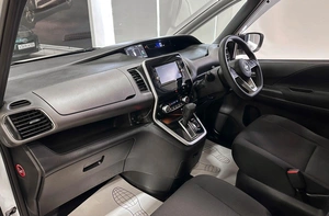 Минивэн Nissan Serena 2016 года, 1640000 рублей, Красноярск