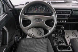 Внедорожник ВАЗ (LADA) Niva 2017 года, 649000 рублей, Красноярск