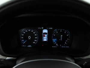 Внедорожник Volvo XC60 2018 года, 3649050 рублей, Москва