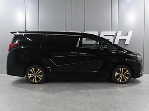 Минивэн Toyota Alphard 2021 года, 7150000 рублей, Аксай