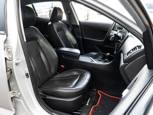 Седан Kia Optima 2012 года, 1370000 рублей, Краснодар