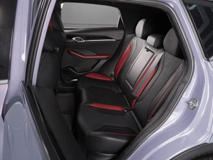 Внедорожник Geely Coolray 2024 года, 1699000 рублей, Красный Пахарь