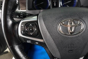 Седан Toyota Camry 2018 года, 1879000 рублей, Пермь