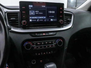 Внедорожник Kia XCeed 2021 года, 1799000 рублей, Красноярск