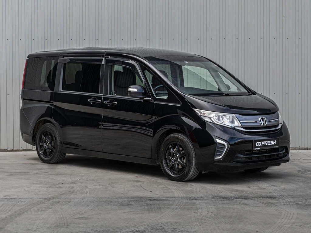 Минивэн Honda Stepwgn 2015 года, 1650000 рублей, Краснодар