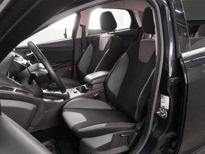 Седан Ford Focus 2012 года, 969000 рублей, Воронеж