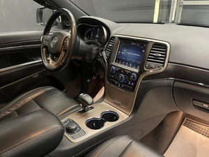 Внедорожник Jeep Grand Cherokee 2014 года, 2450000 рублей, Красноярск