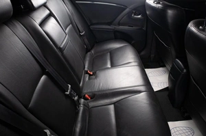 Седан Toyota Avensis 2011 года, 1439000 рублей, Оренбург