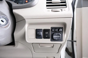 Седан Toyota Corolla Axio 2010 года, 859000 рублей, Красноярск