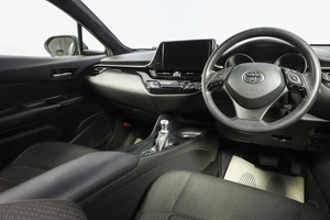 Внедорожник Toyota C-HR 2019 года, 2109000 рублей, Новосибирск