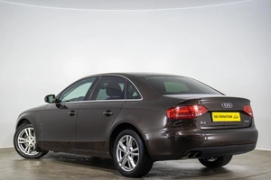 Седан Audi A4 2011 года, 1209000 рублей, Оренбург