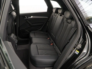 Внедорожник Audi Q5 2024 года, 5974404 рублей, Москва