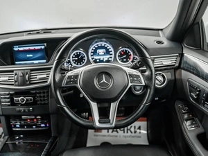 Седан Mercedes-benz E-класс 2013 года, 1800000 рублей, Красноярск