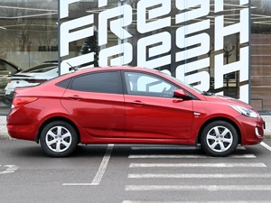 Седан Hyundai Solaris 2013 года, 949000 рублей, Волгоград