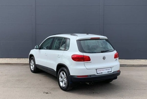 Внедорожник Volkswagen Tiguan 2015 года, 1395000 рублей, Солонцы