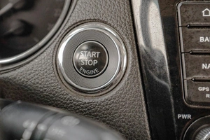 Внедорожник Nissan X-Trail 2017 года, 1699000 рублей, Челябинск