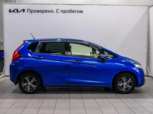 Хетчбэк Honda Fit 2017 года, 1050000 рублей, Красноярск