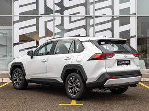 Внедорожник Toyota RAV4 2025 года, 4120000 рублей, Краснодар