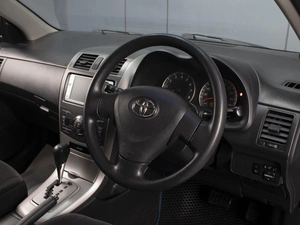 Универсал Toyota Corolla Fielder 2009 года, 850000 рублей, Омск