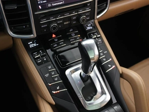 Внедорожник Porsche Cayenne S 2014 года, 2931999 рублей, Москва