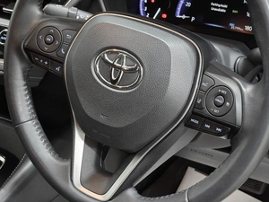 Седан Toyota Corolla 2019 года, 1765000 рублей, Красноярск