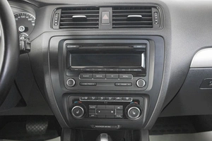 Седан Volkswagen Jetta 2012 года, 999000 рублей, Кемерово