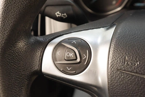 Хетчбэк Ford Focus 2012 года, 829000 рублей, Челябинск