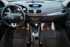 Хетчбэк Renault Megane 2013 года, 729000 рублей, Омск