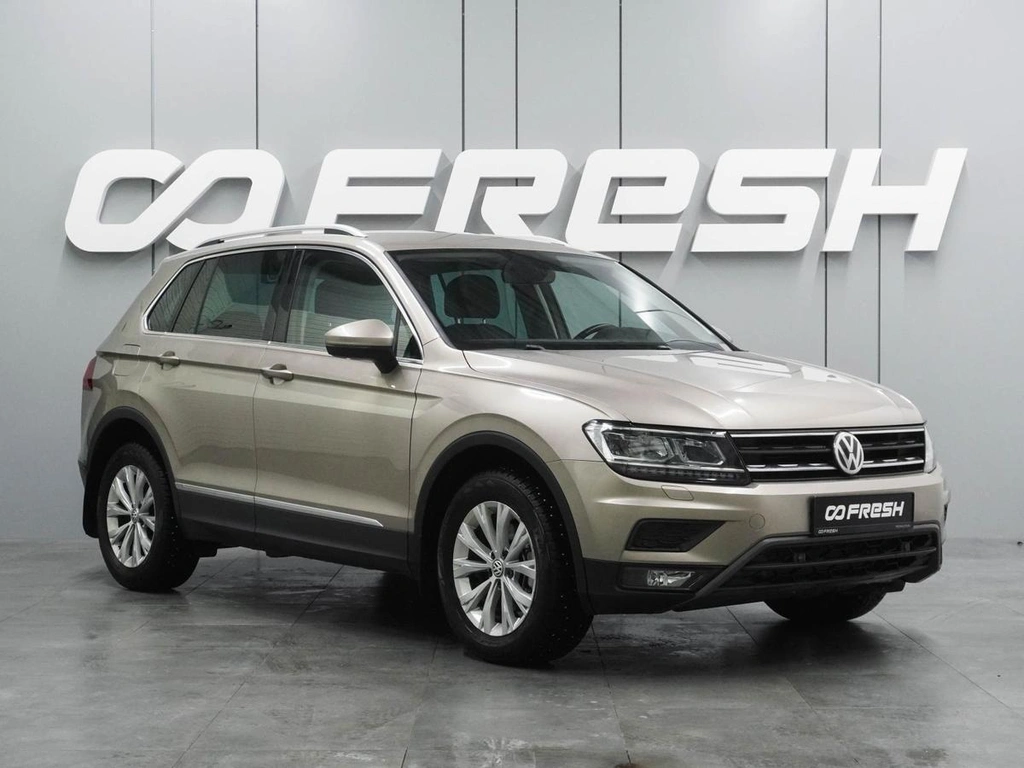 Внедорожник Volkswagen Tiguan 2018 года, 2089000 рублей, Воронеж