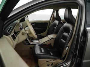 Универсал Volvo XC70 2010 года, 1357077 рублей, Москва