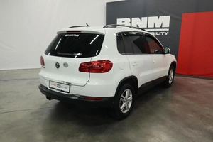 Внедорожник Volkswagen Tiguan 2014 года, 1400000 рублей, Курск