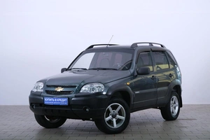 Внедорожник Chevrolet Niva 2018 года, 719000 рублей, Омск