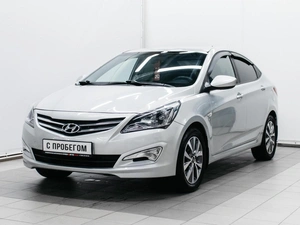 Седан Hyundai Solaris 2015 года, 1450000 рублей, Красноярск