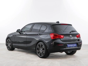 Хетчбэк BMW 1 серия 2018 года, 1817077 рублей, Москва