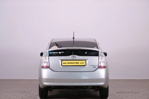 Лифтбек Toyota Prius 2008 года, 729000 рублей, Омск