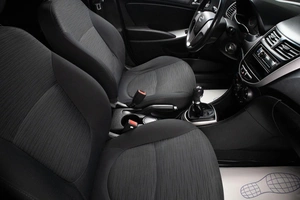 Седан Hyundai Solaris 2014 года, 749000 рублей, Оренбург