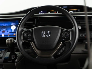 Минивэн Honda Stepwgn 2019 года, 1998055 рублей, Москва