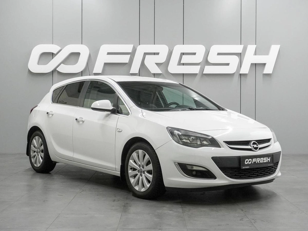Хетчбэк Opel Astra 2013 года, 949000 рублей, Воронеж