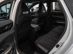 Лифтбек Changan UNI-V 2024 года, 2325000 рублей, Краснодар