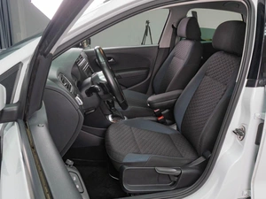 Седан Volkswagen Polo 2020 года, 1349000 рублей, Тюмень
