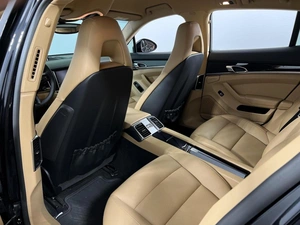 Лифтбек Porsche Panamera 4 2016 года, 3849900 рублей, Казань