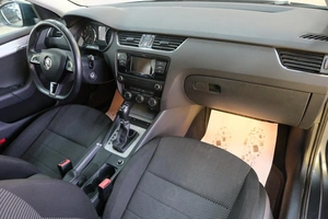 Универсал Skoda Octavia 2015 года, 1919000 рублей, Омск